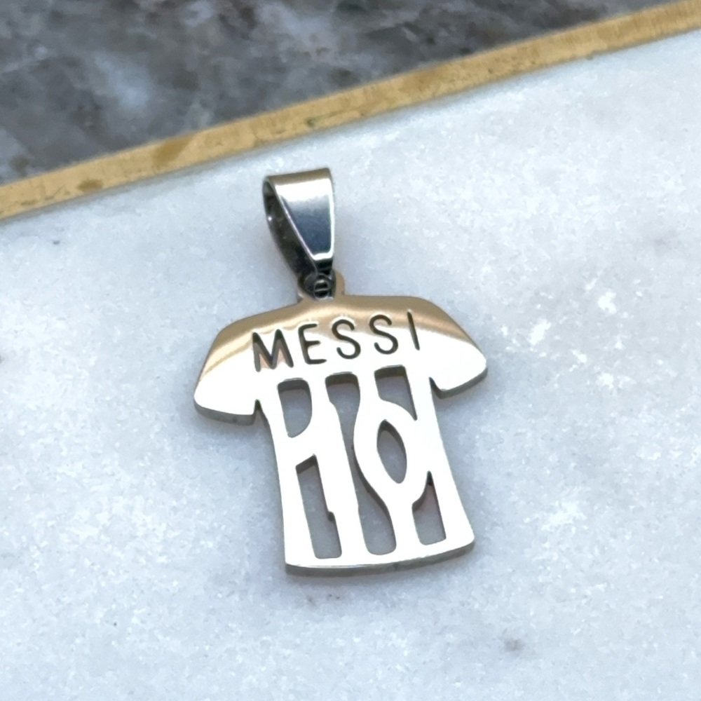 Stainless Steel Jewelry Silvertone Soccer Player 10 Messi 🇦🇷 Shirt Pendant